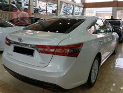 تويوتا أفالون